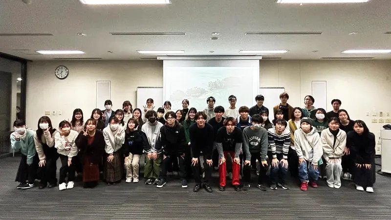 関西大学での講演の集合写真